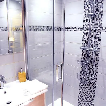Massilia New'z Apartamento *