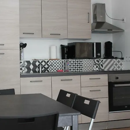 L'ephemere Colbert - Vieux Port Apartment Marseille