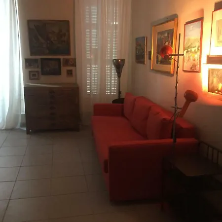 Chambres D'hotes D'endoume Bed & Breakfast 3*