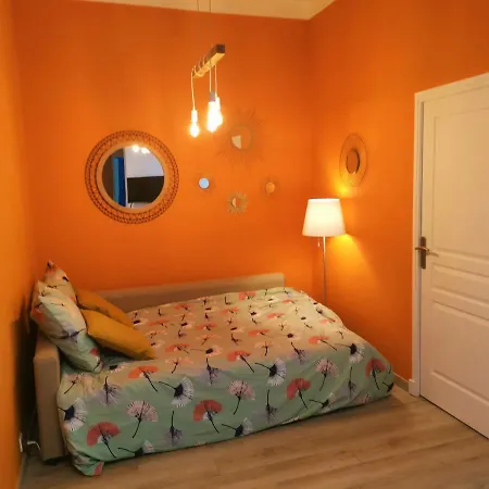 Beau T3 Neuf Proche Vieux-port A La Place Corderie *