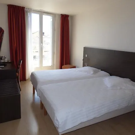 Escale Oceania Vieux Port 3*
