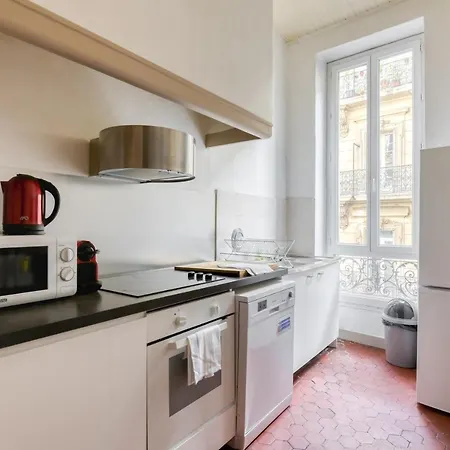 Nocnoc - L'haussmanien Apartment *