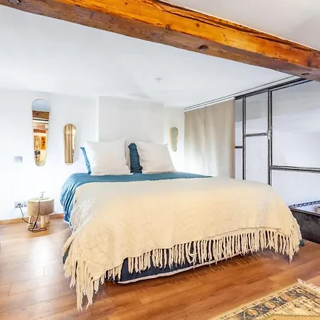 Chic Et Boheme Apartment