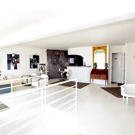 Apartment Boulevard Bonne Brise Apartment