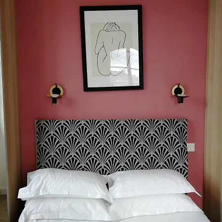 Belle-vue Vieux-port 3*