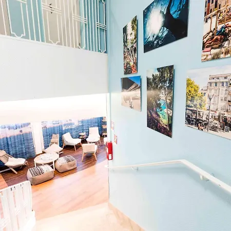 Hotel Ibis Styles Centre Prado Place Castellane 3*