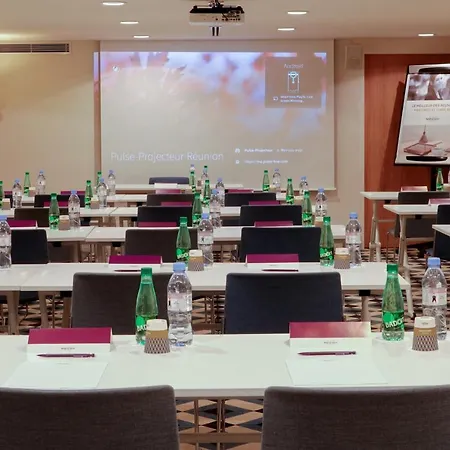 Mercure Centre Prado Velodrome