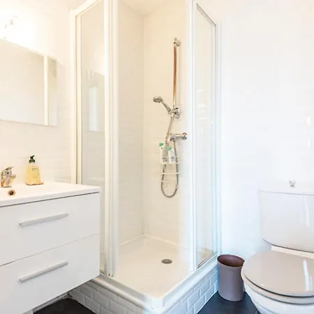 Charming And Bright In The Old Port Apartment *