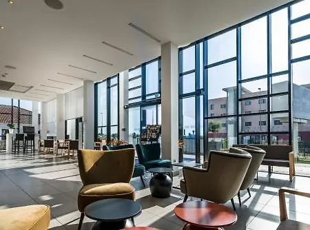Apartment Golden Tulip Airport Marseille
