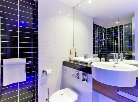 Apartment Golden Tulip Airport *