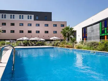 Apartment Golden Tulip Airport Marseille