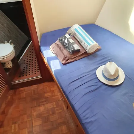 Bateau-hôtel Bichik Le Frioul *