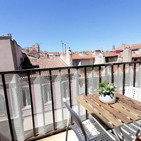 Vieux-port Avec Terrasse *