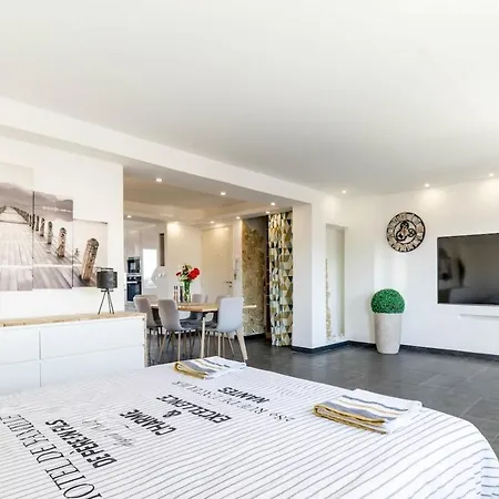 Apartment Superbe Loft 60 M² Avec Balcon Vue Sur La Mer Et La Major *