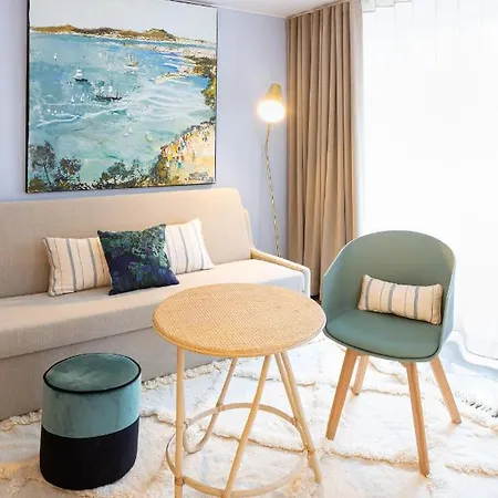 Maison Montgrand-vieux Port 4*