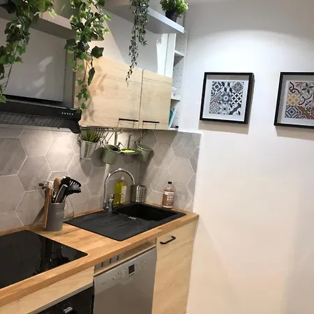 Le Cocon Joliette Apartment *