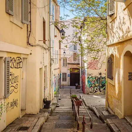 Confortable T3, Classe 4*, Climatise Au Panier Marseille