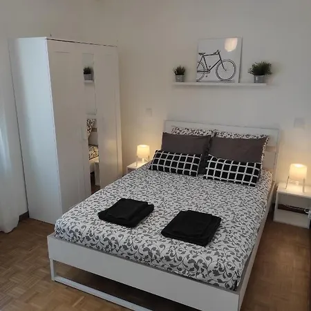 Apartment Standing, 3 Chambres, Clim Et Garage Priv Proche Panier Et Terrasses Port