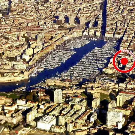 Le Massilia Vieux-port * Marseille