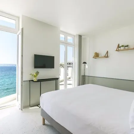 Hotell Les Bords De Marseille