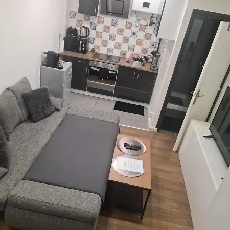 Studio Maison De Ville Ste Marguerite-prado-ipc Guest house *