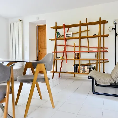 - Jardin Secret Apartment