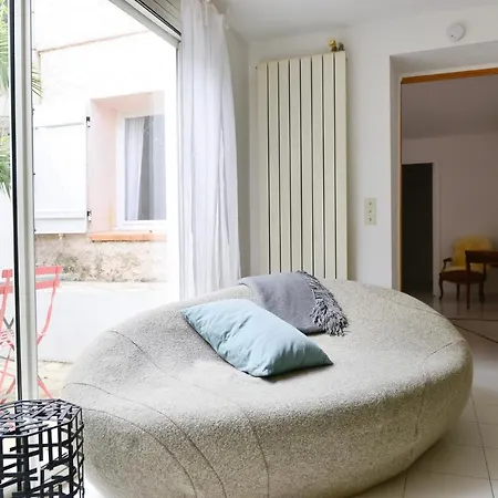 - Jardin Secret Apartment
