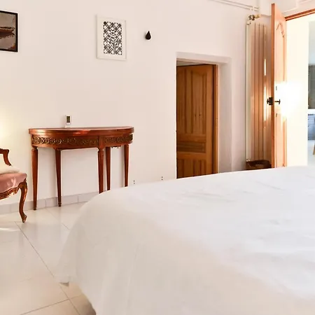 - Jardin Secret Apartment *
