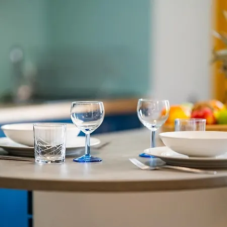 O Pied De Notre-dame Wifinetflixcentre-ville Apartment
