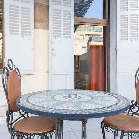 Bain De Soleil ! Terrasse Clim Wifi Netflix Apartment *