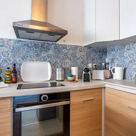 Apartment Melchior - Beau T2 Avec Terrasse Au Coeur D'euromediterranee Marseille