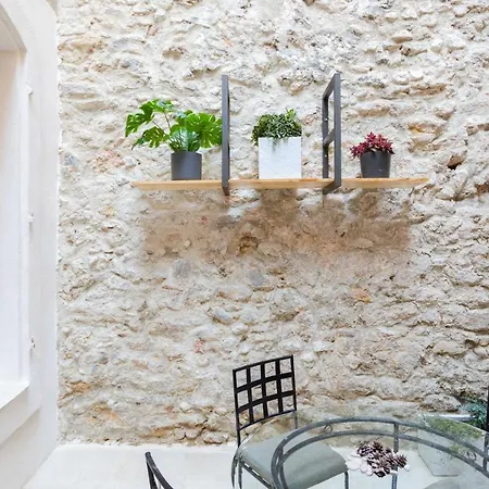 Jardin Secret Terrasse Panier Vieux-port Marseille