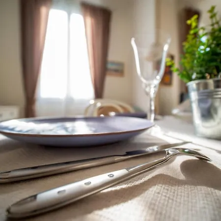 Grand 4pers à Coté Du Palais Longchamp Appartement *