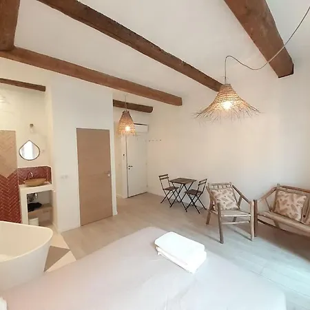 Lafrenchcasa Canebiere Daire *