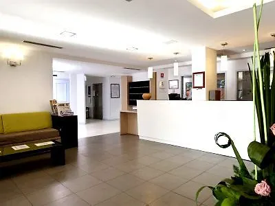 Comfort Prado Otel 3*
