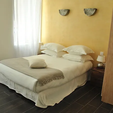 Le Boutique 3* Marseille