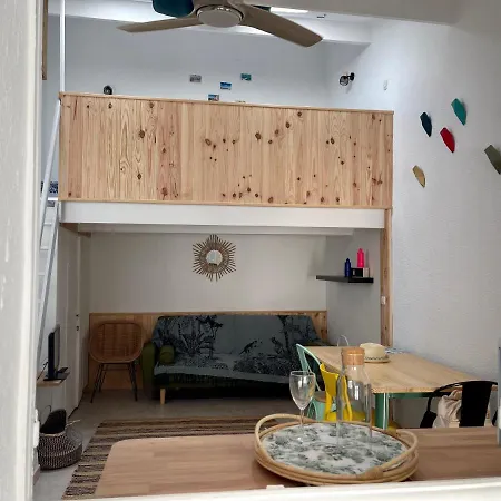 Le Cabanon De La Vierge Aux Goudes *