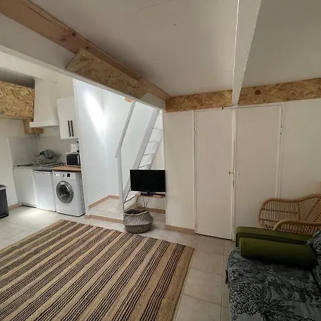 Le Cabanon De La Vierge Aux Goudes