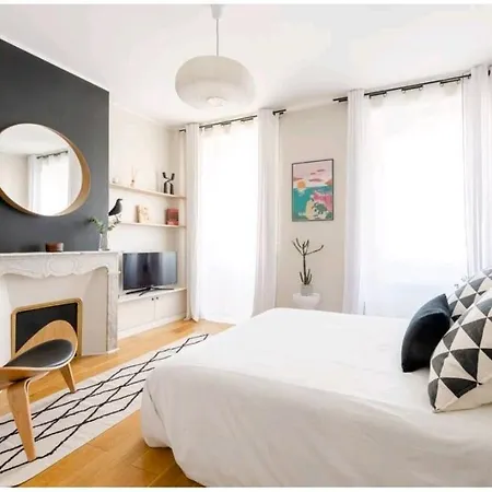 Apartment Cosy Rue Paradis *