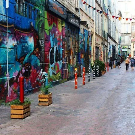 Quartier Le Plus Animé De La Plaine Cours Julien Chambre Privé Dans * Marseille