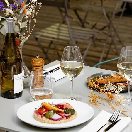 Maison Montgrand-vieux Port 4*