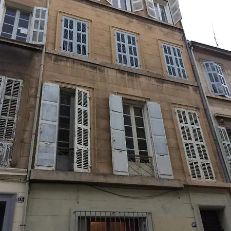 Apartment Consolat