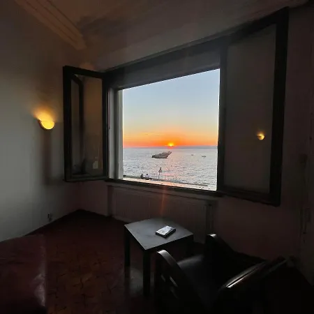Splendid Sea Front Top Location Apartment *