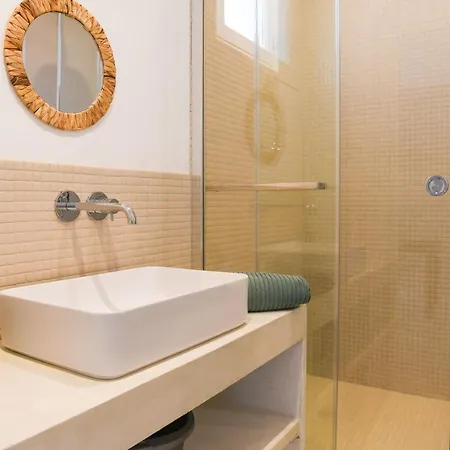 Grand 2 Chambres Avec Terrasse Parc Longchamp Apartment *
