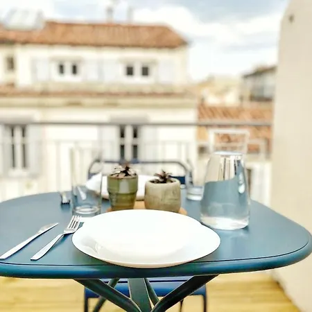 Grand 2 Chambres Avec Terrasse Parc Longchamp Apartment *