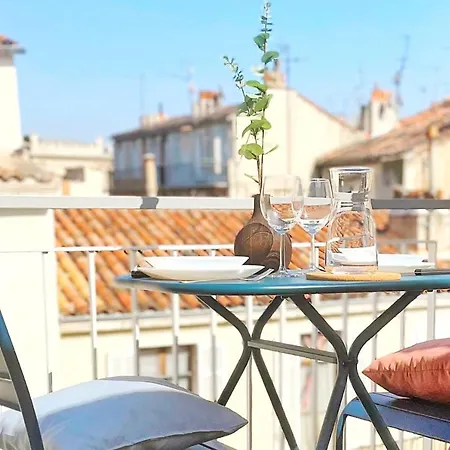 Grand 2 Chambres Avec Terrasse Parc Longchamp Apartment *
