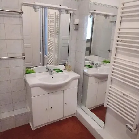 Quartier Des Createurs La Plaine Cours Julien Chambre Privée Dans