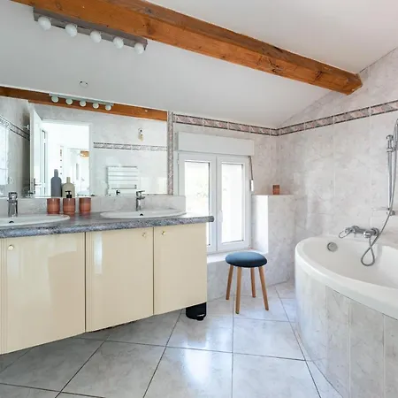 Holiday home A La Calanque - Jolie Maison En Bord De *