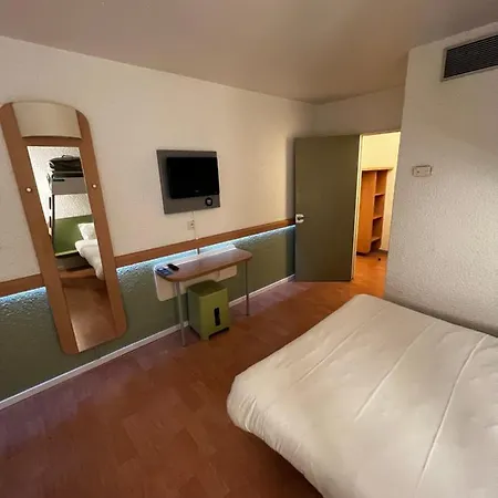 Ibis Budget Est Porte D'aubagne Hotel Marsiglia