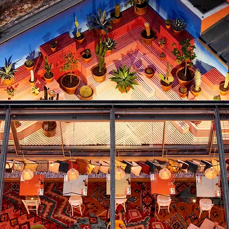 Hotel Mama Shelter 3*